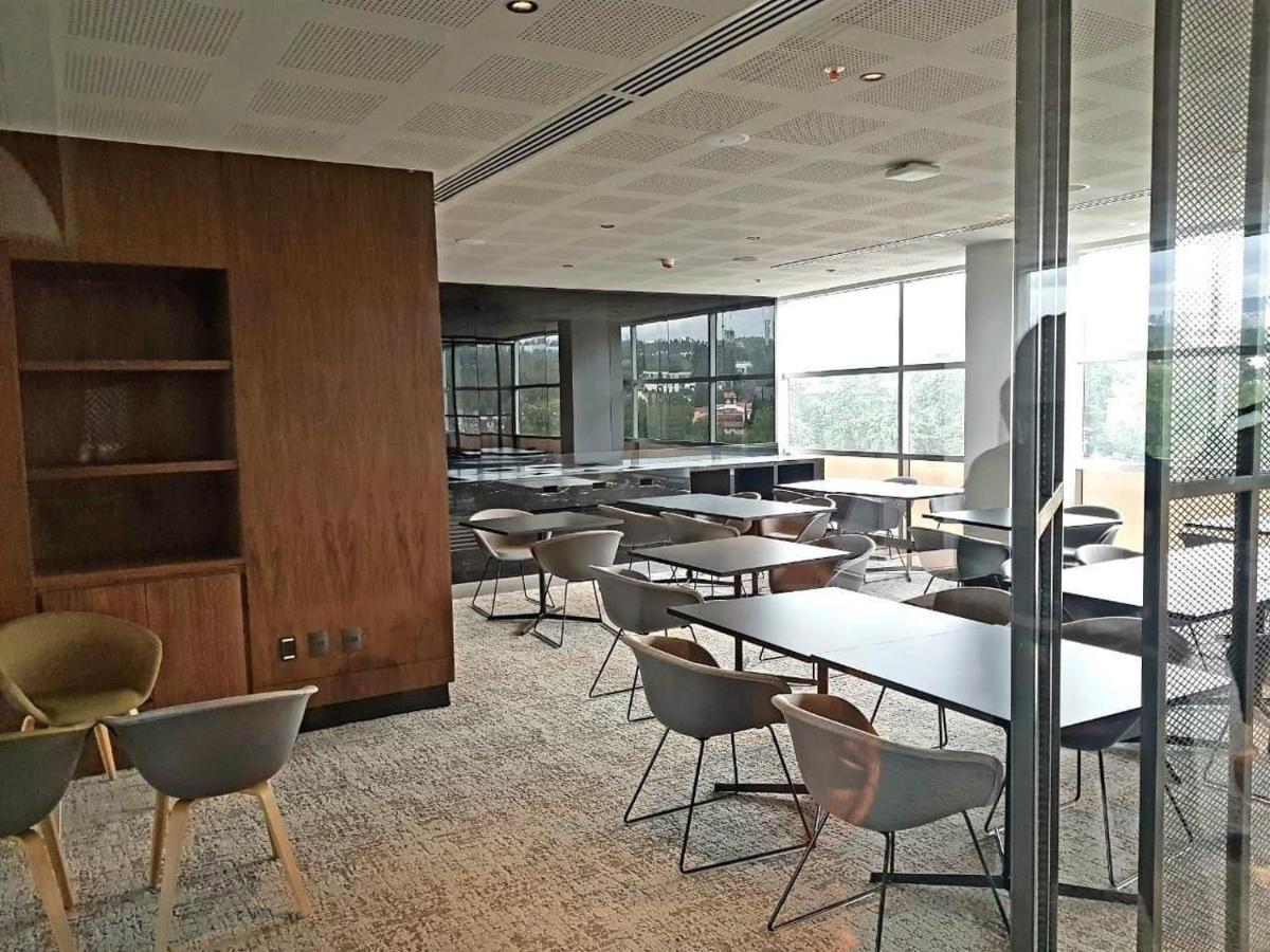 Galeria Plaza San Jeronimo Hotell Mexico City Exteriör bild The library