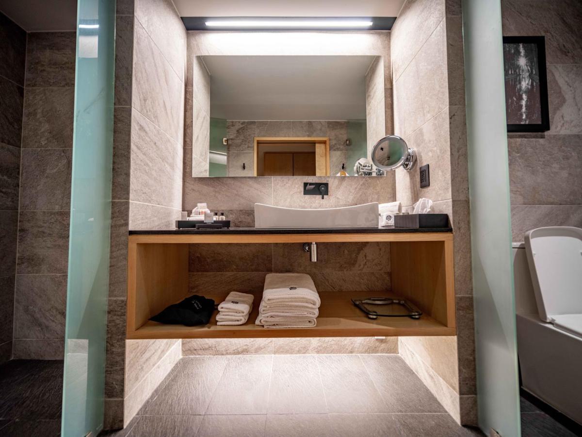 Galeria Plaza San Jeronimo Hotell Mexico City Exteriör bild Bathroom
